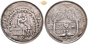Frederik III. Bryllupsmedalje 1668. Hercules. Sølv. 50 mm. Har vært montert i et krus (?)/has been mounted in a tankard (?)