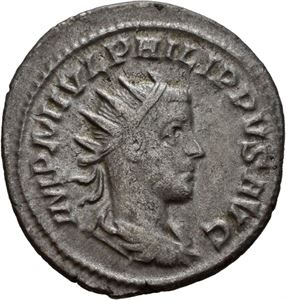 Philip II 247-249, antoninian, Antiokia 247 e.Kr. R: Roma sittende mot venstre