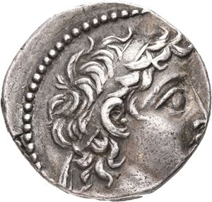 SELEUKID KINGS. Demetrios II Nikator. Second reign, 129-125 BC. AR tetradrachm (14,34 g)