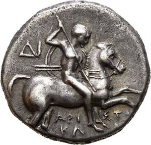 CALABRIA, Taras. Circa 272-240 BC. AR didrachm (6,39 g). Aristokle magistrate. API STO/K?HS, Warrior on horseback galopping right, spearing downward and holding shield and two other spears; ?I to left / Phalanthos astride dolphin, riding left and holding trident and kantharos; nymph head to the right. A detailed coin struck from fresh dies. Small cleaning scratches under tone on the reverse. Wonderful iridescent toning.