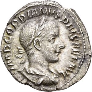 GORDIAN III 238-244, denarius, Roma 241-242 e.Kr. R: Salus stående mot høyre