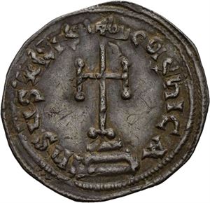 Constantin V Copronymus 741-775, milaresion, Constantinople. Kors på tre trinn/Innskrift i 5 linjer