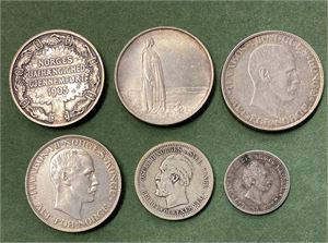 Lot 6 stk. 2 kroner 1906, 1913, 1914 jub., 1917, 1 krone 1877 samt 12 skilling 1855