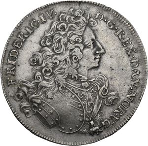 FREDERIK IV 1699-1730. KONGSBERG. Reisedaler 1704. S.8