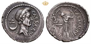 Julius Caesar. Assassinated March 15, 44 BC. AR denarius (3,55 g; 19 mm)