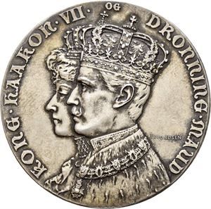 Kong Haakon VII og dronning Maud. Kroningen 1906. Sølv. 40 mm