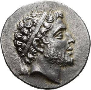 MAKEDONIA, Philip V 221-179 f.Kr., didrachme (8,46 g). Amphipolis eller Pella 182-179 f.Kr. Hans hode mot høyre/Klubbe innenfor eikekrans