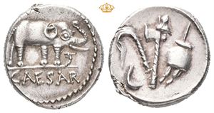Julius Caesar. April-August 49 BC. AR denarius (3,86 g)