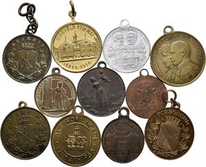 Norge. 11 stk mindre medaljer med hempe, hvorav 8 stk. 17. mai medaljer