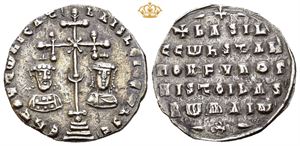 Basil II (Bulgaroktonos). AD 976-1025. AR miliaresion (2,23 g).