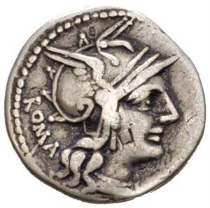M. TULLIUS 120 f.Kr., denarius. Hode av Roma mot høyre/Firspann mot høyre