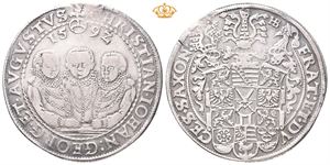 Sachsen, Christian II, Johann Georg I & August, taler 1592. Dresden. Har vært anhengt/has been mounted
