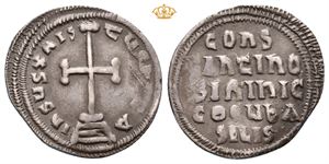 Constantine VI and Irene. AD 780-797. AR miliaresion (2,11 g).