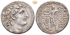 SELEUKID EMPIRE. Antiochos VIII Epiphanes (Grypos). 121-96 BC. AR tetradrachm (16,56 g; 27,5 mm)