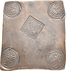 1/2 daler SM 1715 (376 g). Avesta