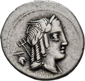 L. Julius Bursio 85 f.Kr., denarius. Hode av ung mann mot høyre/Victoria i quadriga mot høyre