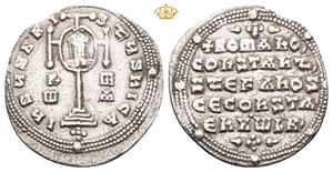 Constantine VII Porphyrogenitus, with Romanus I, Stephen, and Constantine, AD 913-959. AR miliaresion (2,89 g)