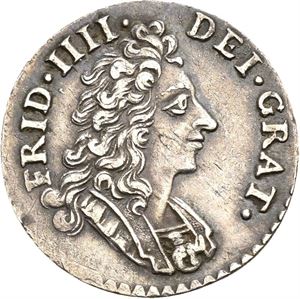 FREDERIK IV 1699-1730 8 skilling 1704. S.16