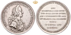 Frederik V. Kongehusets jubileum 1749. Wahl. Sølv. 43 mm. Renset/cleaned