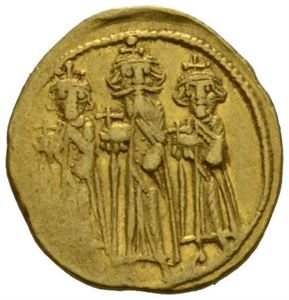 HERACLIUS 610-641, solidus, Constantinople (4,43 g). R: Kors på tre trinn