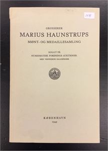 Marius Haunstrup: &quot;Mønt- og Medaillesamling&quot; (København 1949). Heftet