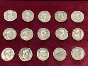 # 11: Lot of 15 tetradrachms of Vespasian (14) and Titus (1) from Antioch.