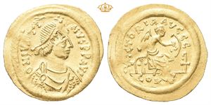 Justin I, AD 518-527. AV semissis (2,20 g)
