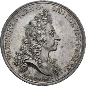 Frederik IV og Dronning. Meybusch. Sølv. 48 mm