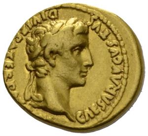 AUGUSTUS 27 f.Kr.-14 e.Kr., aureus 13-14 e.Kr., Lugdunum (7,68 g). R: Tiberius i quadriga mot høyre