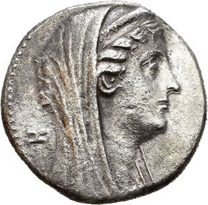 PTOLEMAIC KINGS of EGYPT. Arsinöe II, died 270/268 BC. AR tetradrachm (12.38 g). Posthumous issue. Alexandria mint. Struck under Ptolemy II, 261-252 BC. Veiled head of Arsinöe II to right, wearing stephane; I behind /A?SINOHS FI?A?E?FOY, Eagle standing left on thunderbolt; X between legs. Light porosity on the surface. A few light old scratches on the reverse. Toned. Rare.