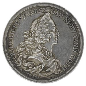 Kongens fødselsdag 1750. Arbien. Sølv. 48 mm. Små riper/minor scratches