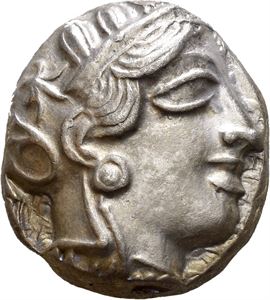 ATTICA, Athen. 454-404 BC. AR tetradrachm (17,10 g). Head of Athena in Attic helmet to right / ATE, Owl standing right, head facing; Olive spray and crescent to left. All within incuse square. Attractive steel-grey cabinet toning with some light iridescence.