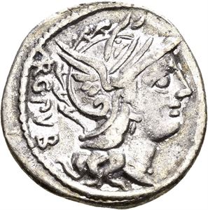 L. SENTIUS C. f., denarius. Hode av Roma mot høyre/Jupiter i quadriga mot høyre