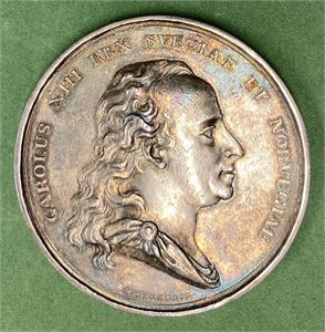 Carl XIV Johan. Carl XIIIs død 1818. Frumerie. Sølv. 55 mm. Små rip+er/minor scratches