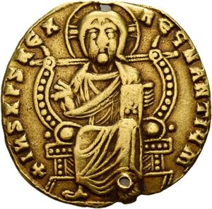 Leo VI the Wise 886-912, solidus, Constantinople 908-912 e.Kr. (4,27 g). Kristus på trone/Leo VI og Constantin VII stående. Perforert/pierced