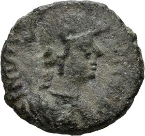 Theodahatus 534-536, Æ 1/4 ollis, Ravenna. Byste av Roma mot høyre/Tekst innenfor krans