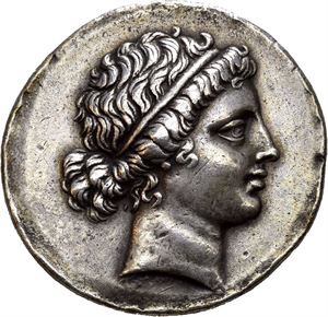 AEOLIS, Kyme. Circa 155-143 BC. AR tetradrachm (16,60 g). Kallias, magistrate. Head of Amazon Kyme to right, wearing tainia / KYMAI&Omega;N KA&Lambda;&Lambda;IA&Sigma;, horse standing right and raising foreleg; one-handled cup below raised foreleg. All within wreath. A few old scratches and small scrape on reverse. Wonderful old cabinet toning.