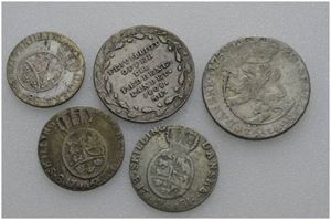 Lot 5 stk. 24 skilling 1759, 8 skilling 1781, 1783, 4 skilling 1788 samt dansk offermark 1808