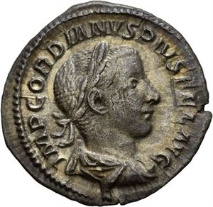 Gordian III 238-244, denarius, Roma 241-242 e.Kr. R: Diana stående mot høyre