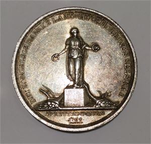 Christian VII, Det kgl. Landhusholdningsselskabs store prismedalje 1769. Adzer. Sølv. 63 mm. Små riper/minor scratches