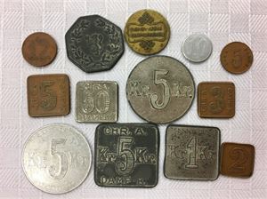 Christiania Dampkjøkken, lot 13 stk. forskjellige bl.a. 3 stk. 5 kroner