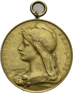 Studentersangforeningens sangerferd til Paris 1889. Forgylt bronse. 27 mm. Med hempe