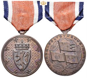 Den Norske Koreamedalje 1951 1954 1955. Bronse. 33 mm med bånd
