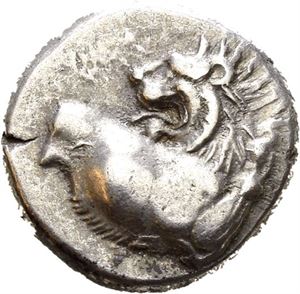 THRACE, Chersonesos. Circa 386-338 BC. AR hemidrachm (2,36 g). Lion forepart leaping right, head reverted / Quadripartite incuse square with two raised and two sunken compartments; pellet in each sunken compartment. Minor deposits on reverse and tiny hairlines on obverse. Well struck and lustrous and lightly toned.