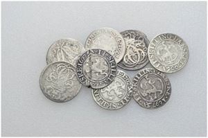 Lot 8 stk. 2 skilling 1691, 1697 (2), 1698, 1699, 1700, 1701 og 1702.