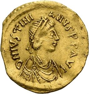 Justinian I 527-565, semissis, Constantinople (2,11 g). R: Victoria sittende mot høyre. Filemerke i randen/traces of filing on edge