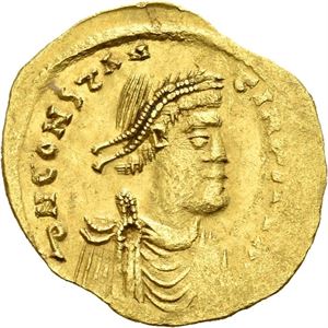 Constans II 641-668, AV tremissis, Constantinople (1,47 g). Diad., draped and cuir. bust r./Cross potent