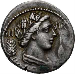 L. Furius Cn. F. Brocchus 63 f.Kr., denarius. Hode av Ceres mot høyre/Stol