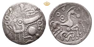 NORTHEAST GAUL. Ambiani, circa 50-30 BC. AR quinarius? (0,74 g)