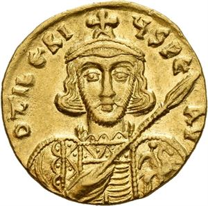Tiberius III (Apsimar) 698-705, solidus, Constantinople (4,36 g). R: Kors på tre trinn